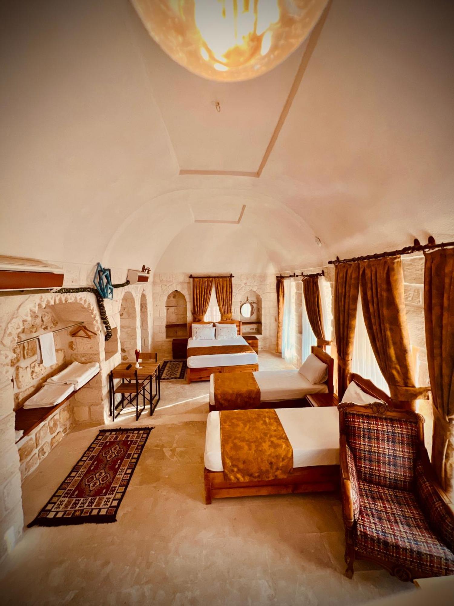 Mons Masius Hotel Teras Midyat Exteriör bild