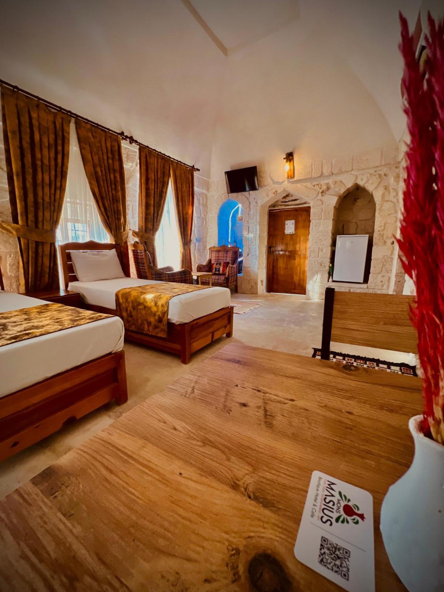 Mons Masius Hotel Teras Midyat Exteriör bild