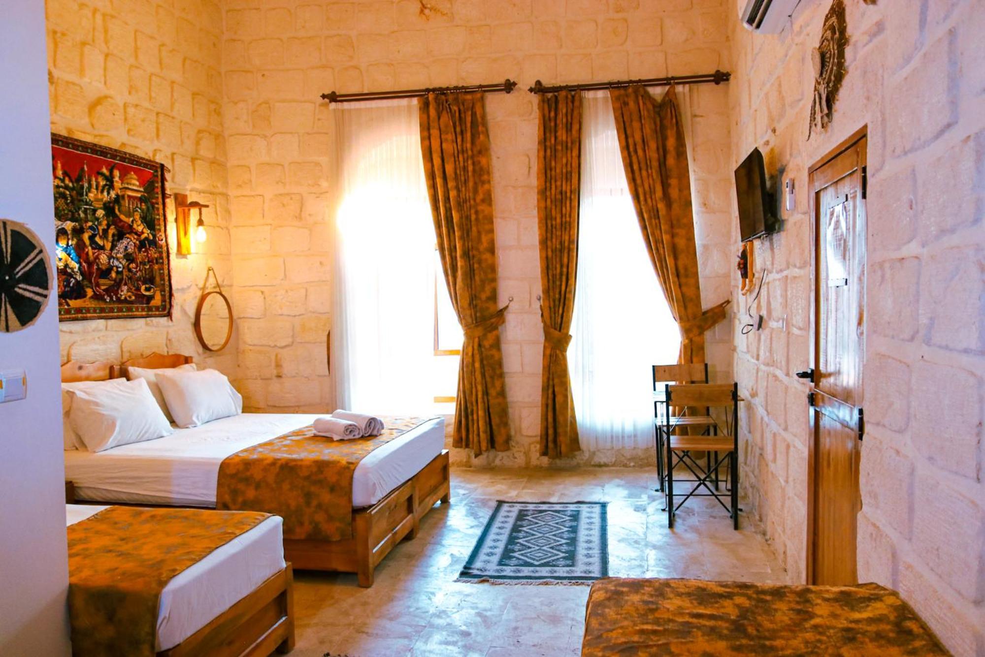 Mons Masius Hotel Teras Midyat Exteriör bild