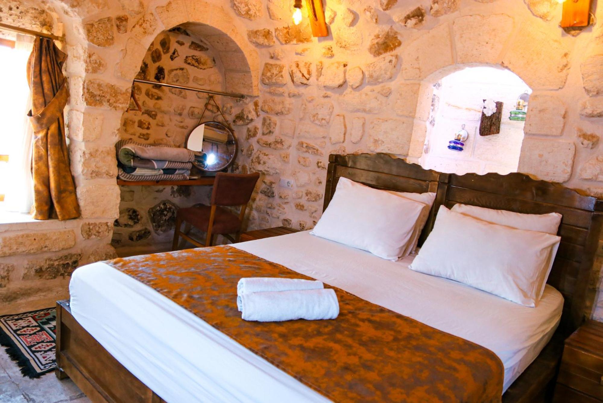 Mons Masius Hotel Teras Midyat Exteriör bild