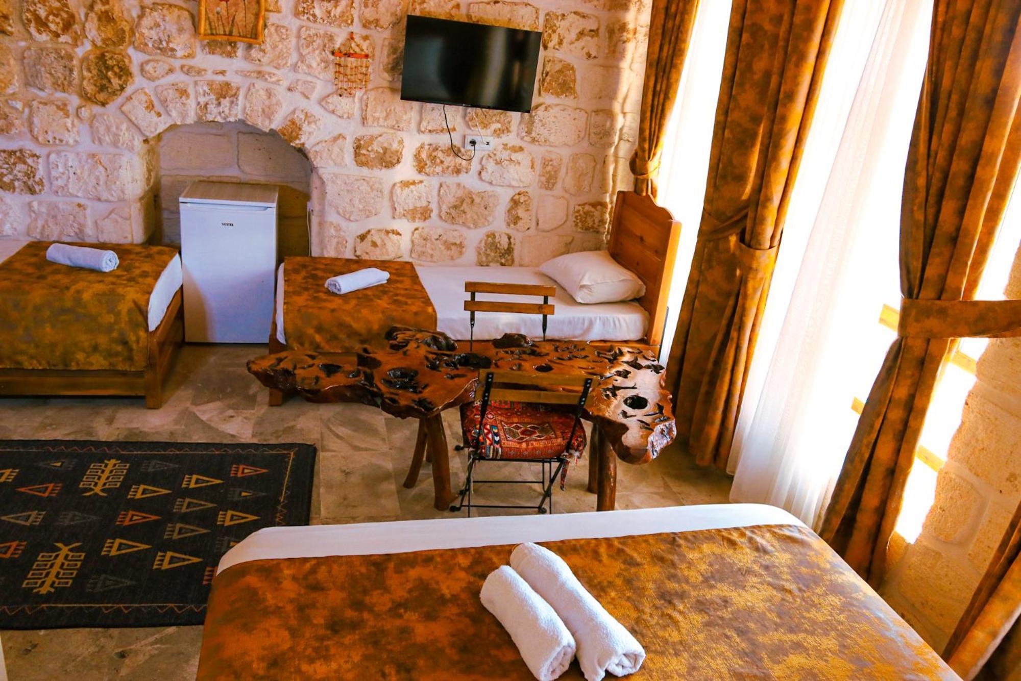 Mons Masius Hotel Teras Midyat Exteriör bild