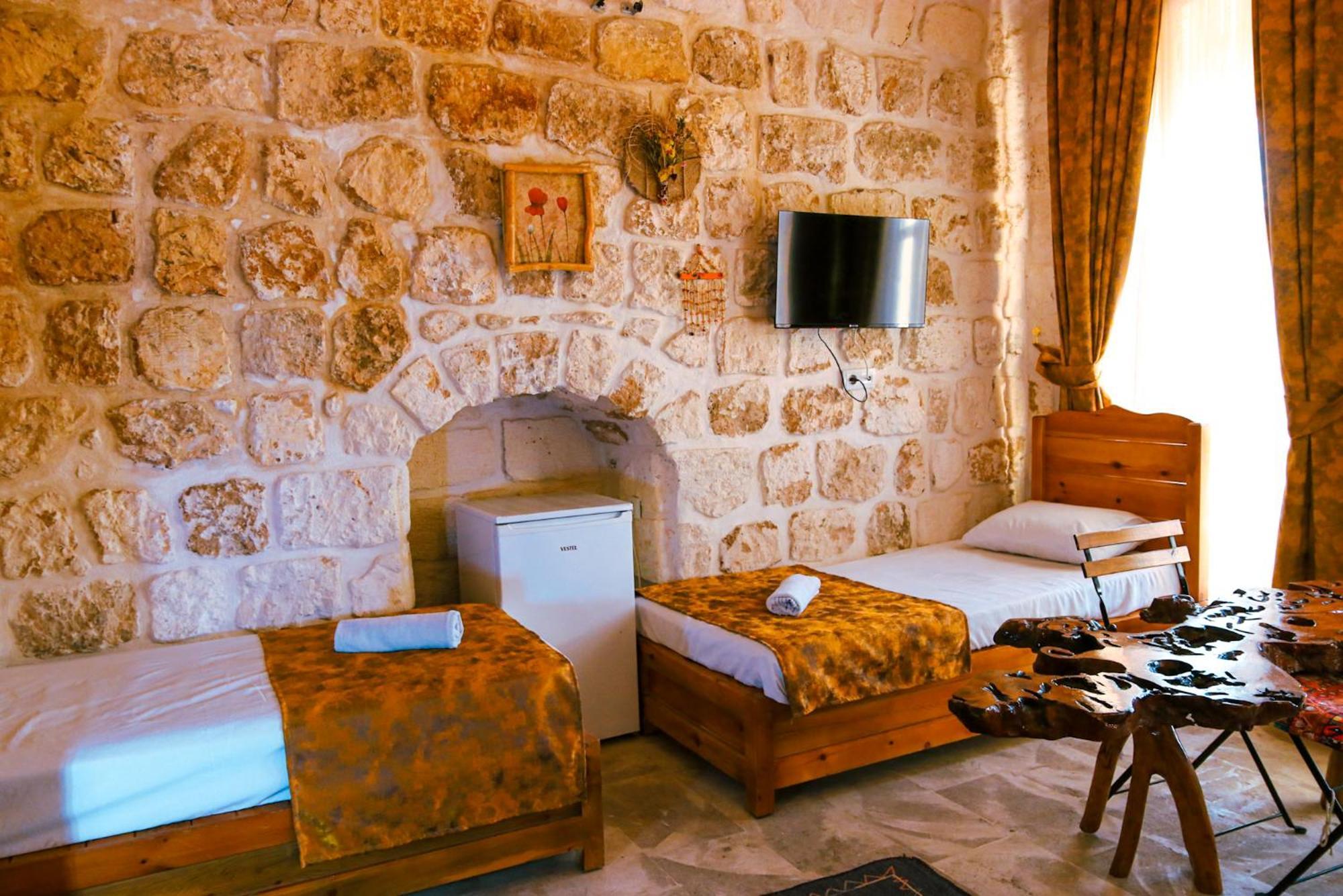 Mons Masius Hotel Teras Midyat Exteriör bild