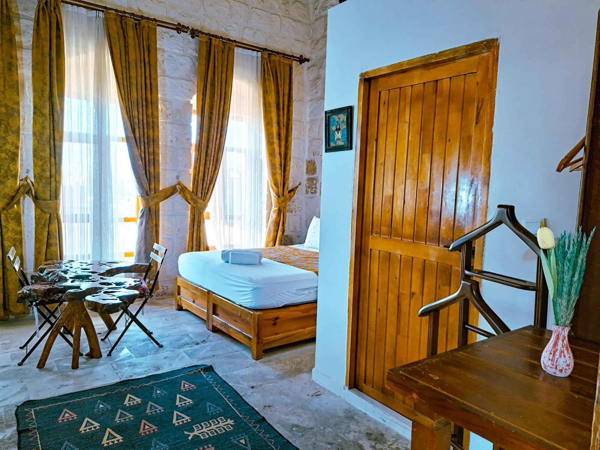 Mons Masius Hotel Teras Midyat Exteriör bild